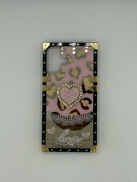 Squared heart cases for iphone 16