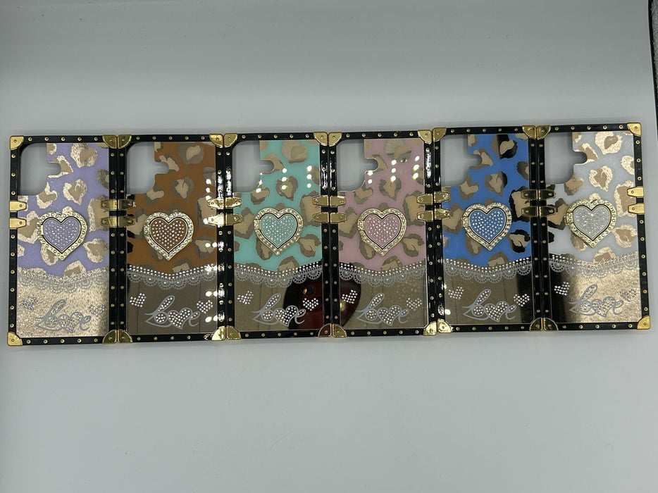 Squared heart cases for iphone 16