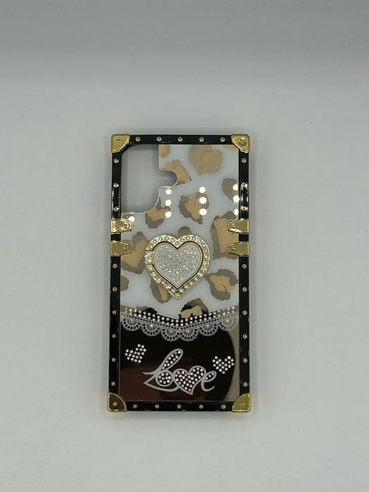 Squared heart cases for iphone 16